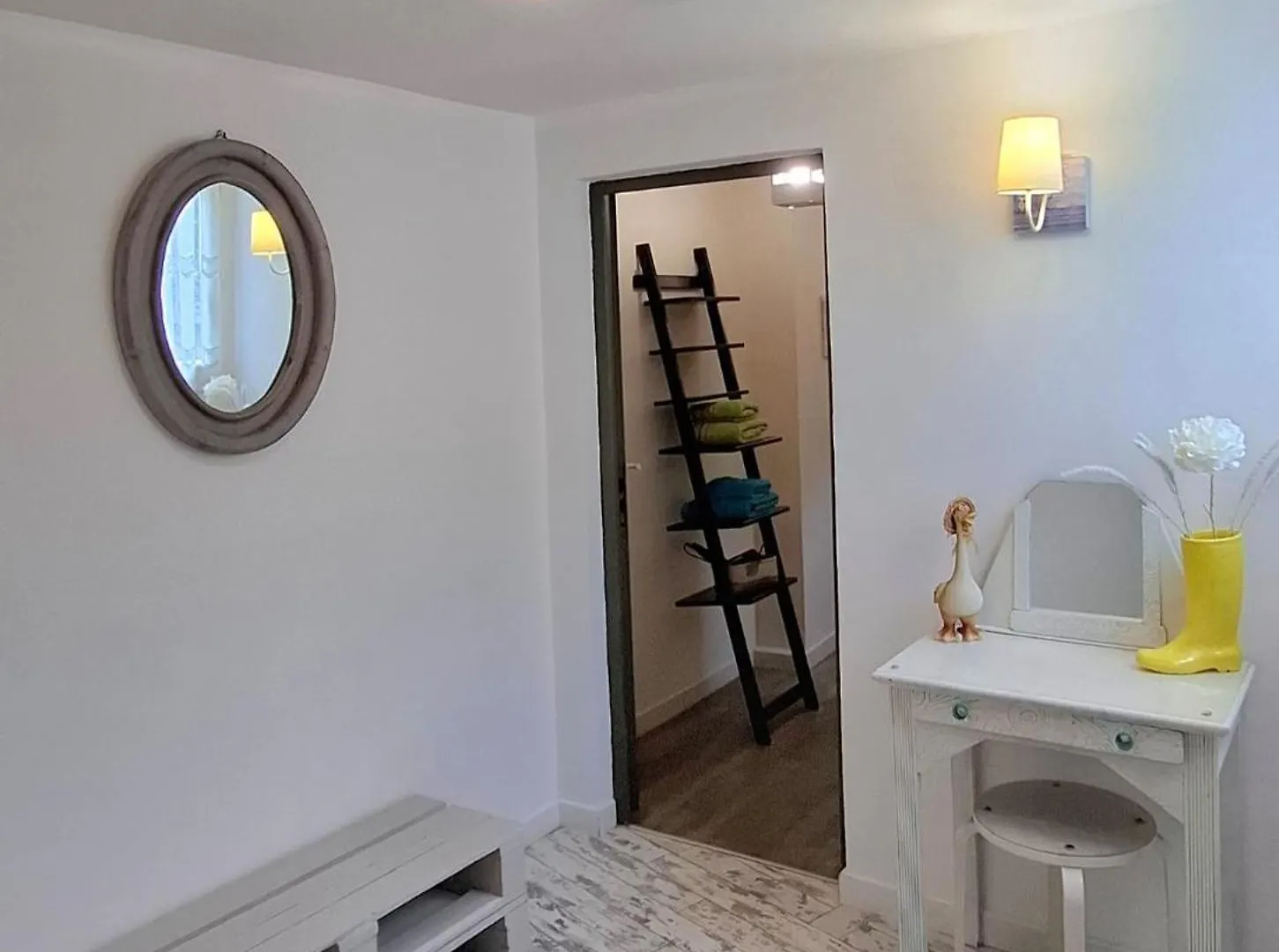 La Cour Des Saligues Bed & Breakfast Riscle